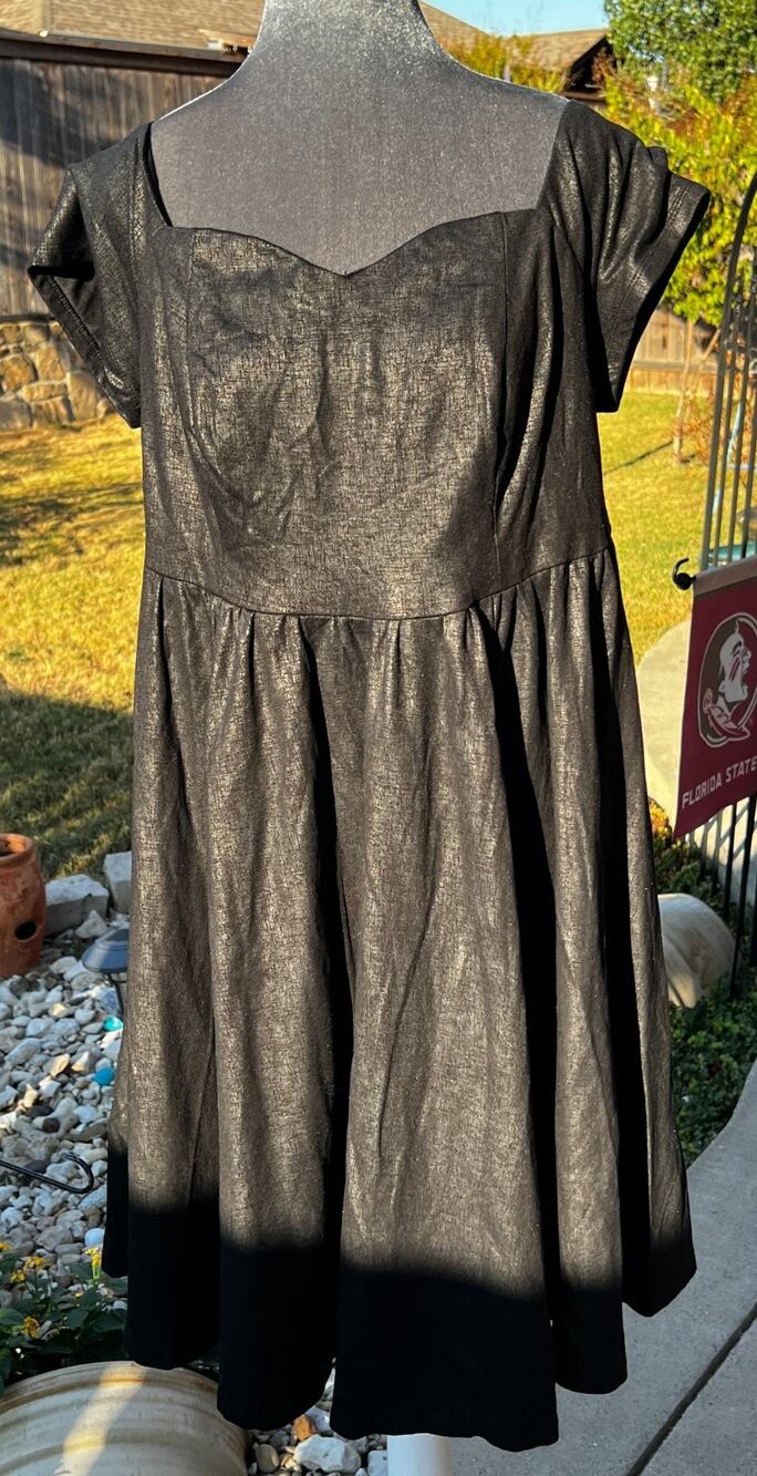 Torrid Size 1 14/16 Black Metallic Fit Flare Dress Sweetheart Party Midi